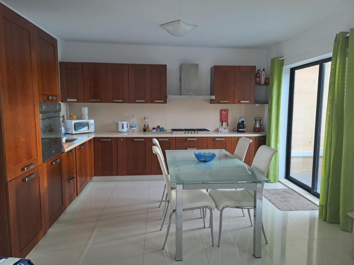Lucky Spot Apartment Xlendi Luaran gambar